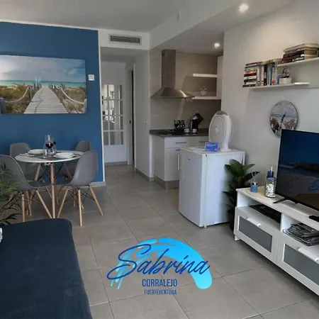Apartamento Sun Avenida Juan Carlos I 20 *